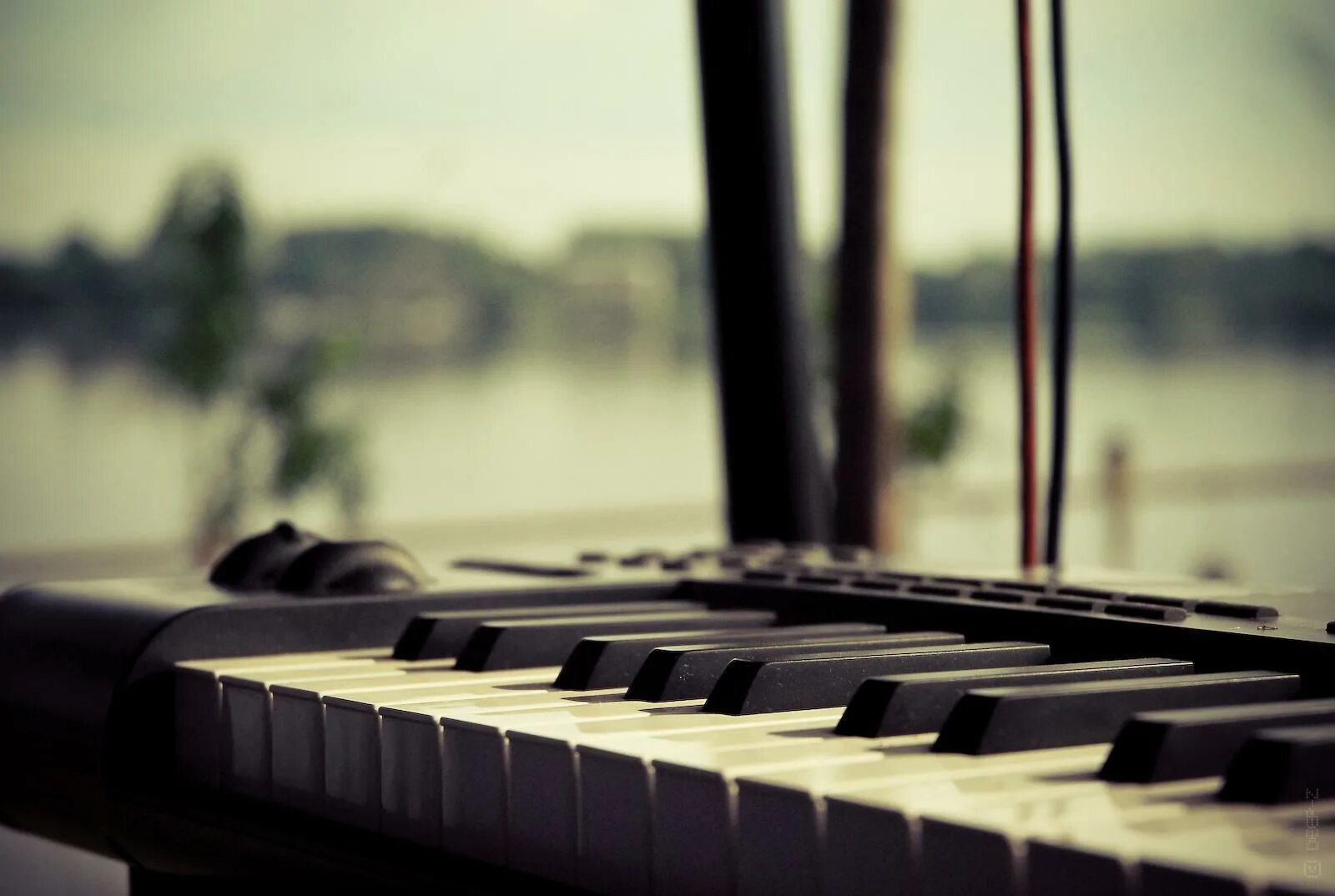2 hours piano. Sad piano part.