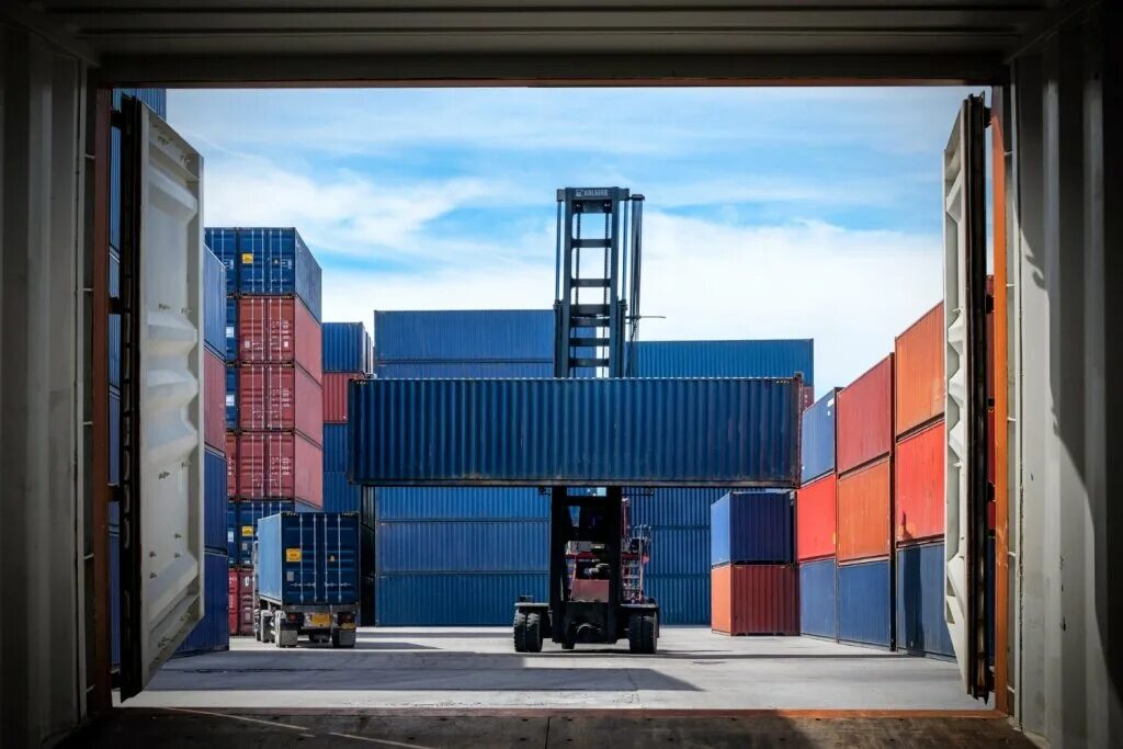 Global containers