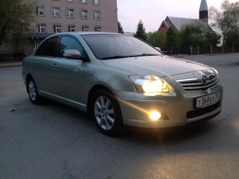 Габаритные огни тойота авенсис. Toyota avensis t250 лампочка ближнего света. Лампы авенсис 2007. Лампы авенсис 2007. Лампочка ближнего света авенсис 2008.