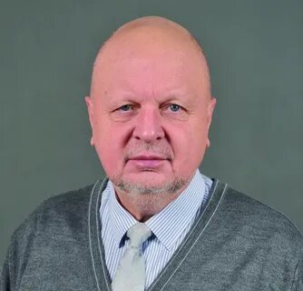 Профессор факультета