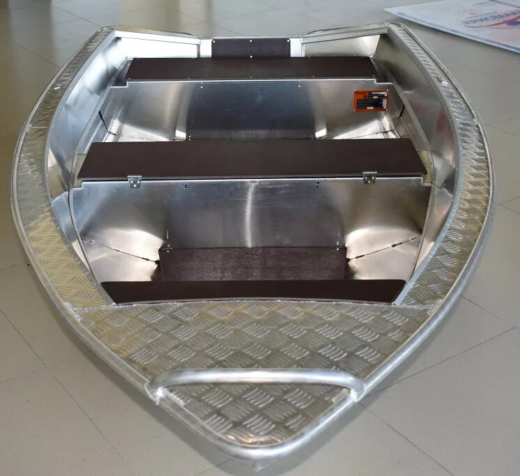 С. Лодка виндбот 38м. Лодка wellboat 31. Вельбот 460. Неман 400 dcm.