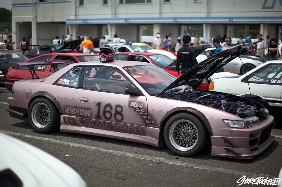 X a s 13. Nissan Silvia s14 стрит. Nissan 180 SX стрит мисл. Nissan Silvia s14 мисл. Nissan Silvia s13 Street.