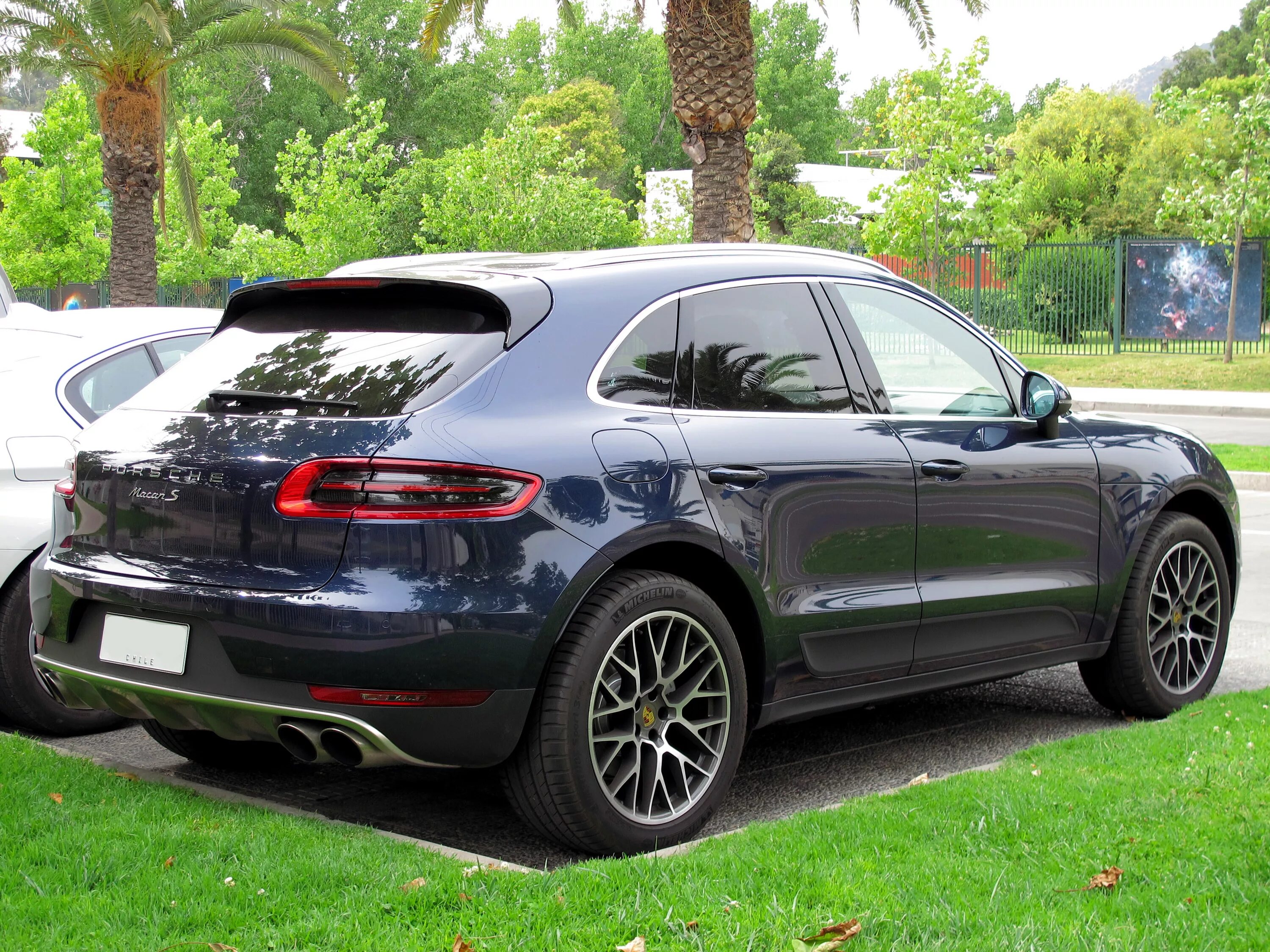 Включи macan s. Porsche Macan 3. Porsche Macan 2015. Porsche Macan Turbo 2015. Порше Macan s.