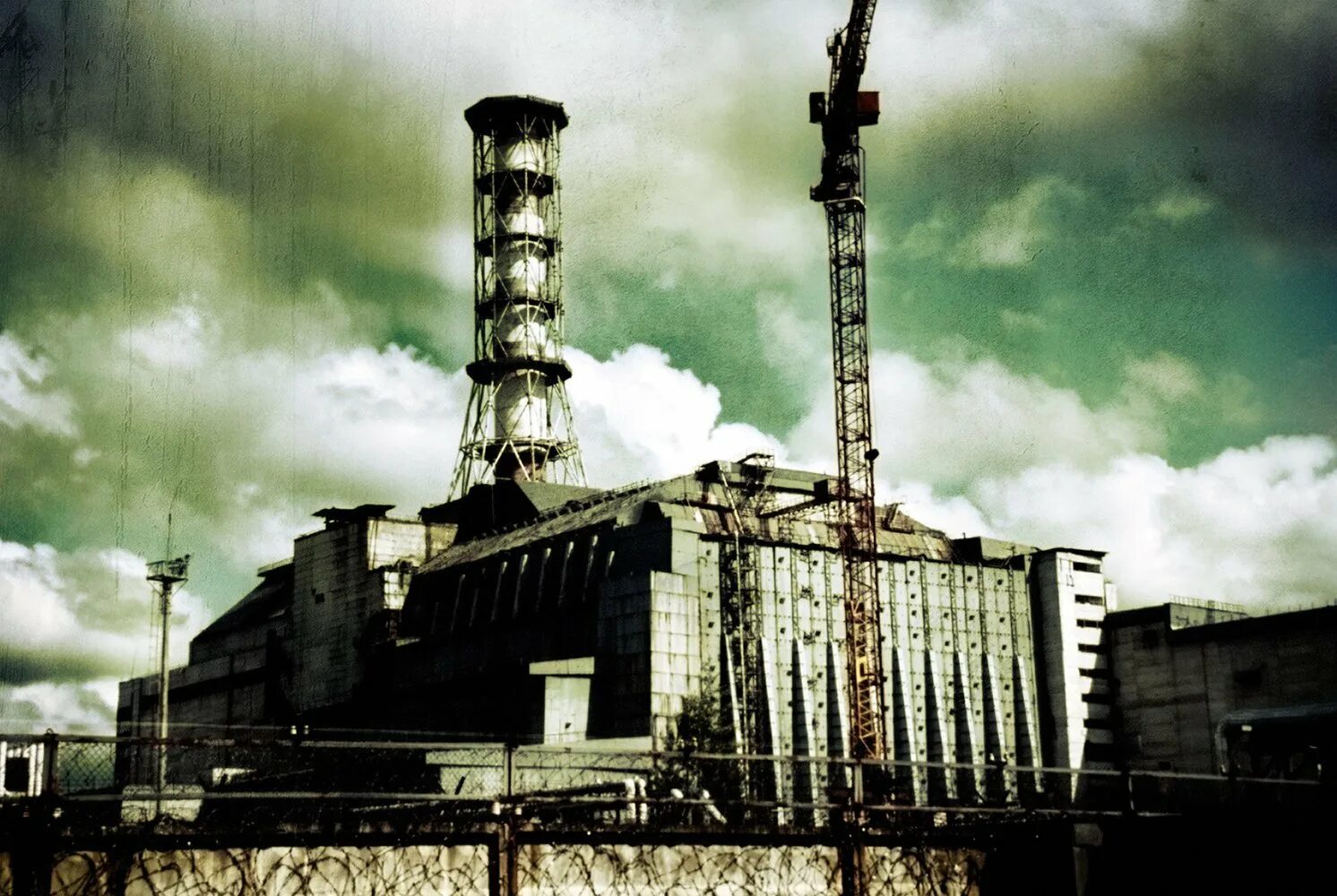 Все о чернобыле. Чернобыльская АЭС 1986. ЧАЭС 26.04.1986. Припять 4 энергоблок. Припять 1986 АЭС.