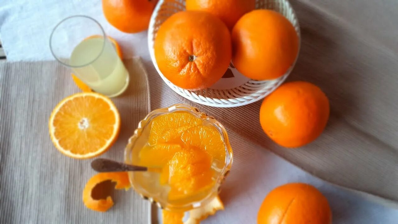 Померанец лимон апельсин. 2 апельсина 2 лимона. Желтый померанец. 2 апельсина 2 лимона. Цитрон цитрусовые.