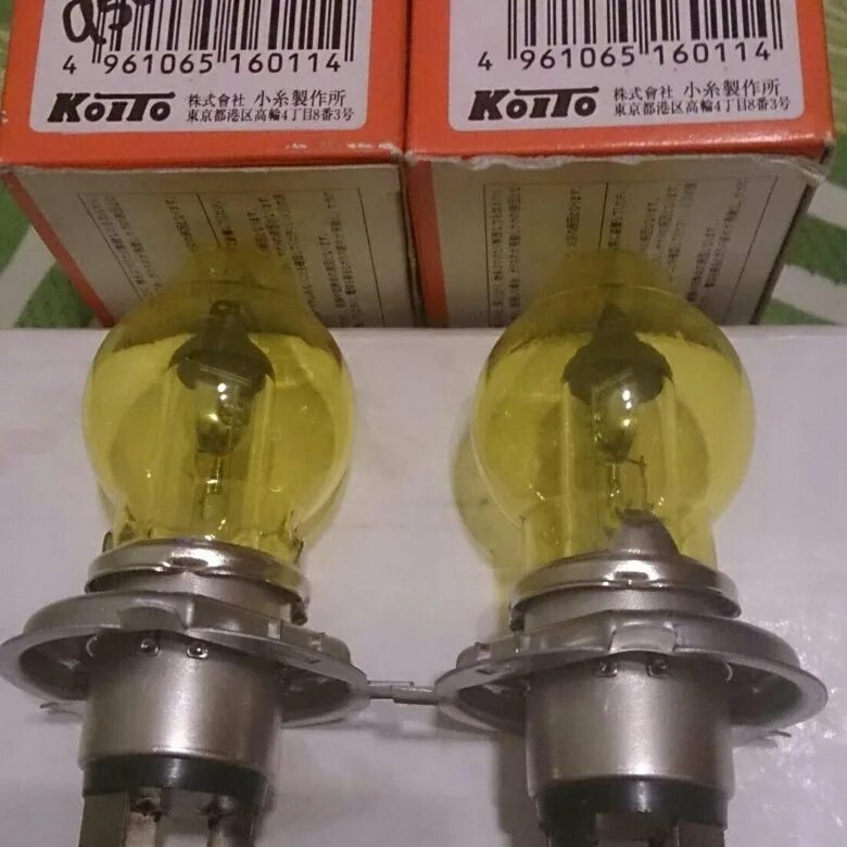 Led лампы h4 желтый свет. Желтые лампы фар h4 hella. Желтые лампы фар h4 stanley. Желтая лампа h4 lynxauto. H4 24v 75/70w.