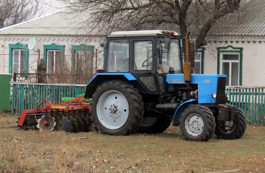 Мтз 82.1 технические. МТЗ 82.1. Трактор Беларус 82. Трактор Беларус МТЗ 82. Колесный трактор Беларус-82.1.