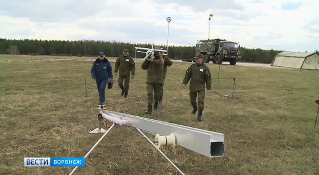 Воронеж новости последние на сегодня беспилотник. Беспилотники над Воронежем. Форма операторов беспилотников. Беспилотники над Воронежской областью. Разведывательный беспилотник над Воронежем.