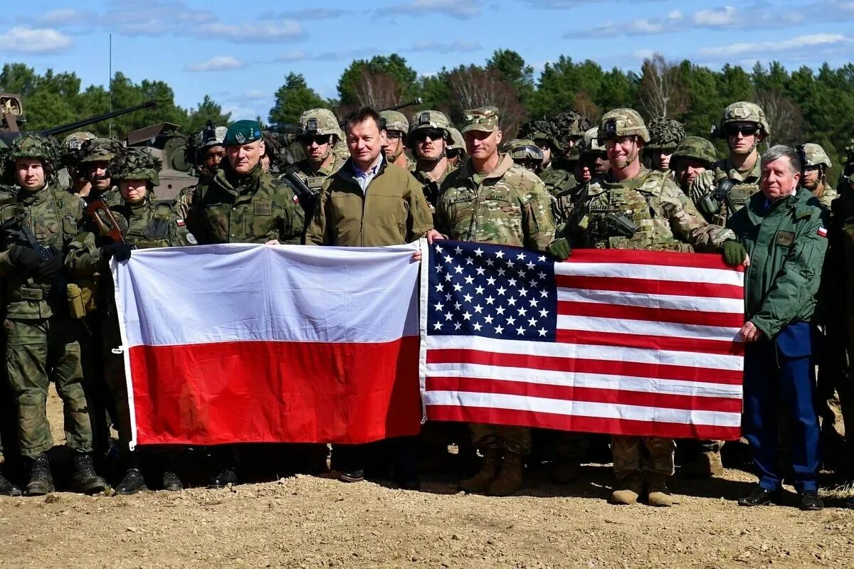 Служить в нато. Польская армия. Польские войска. Натовские войска в Польше. Войска НАТО В Польше.