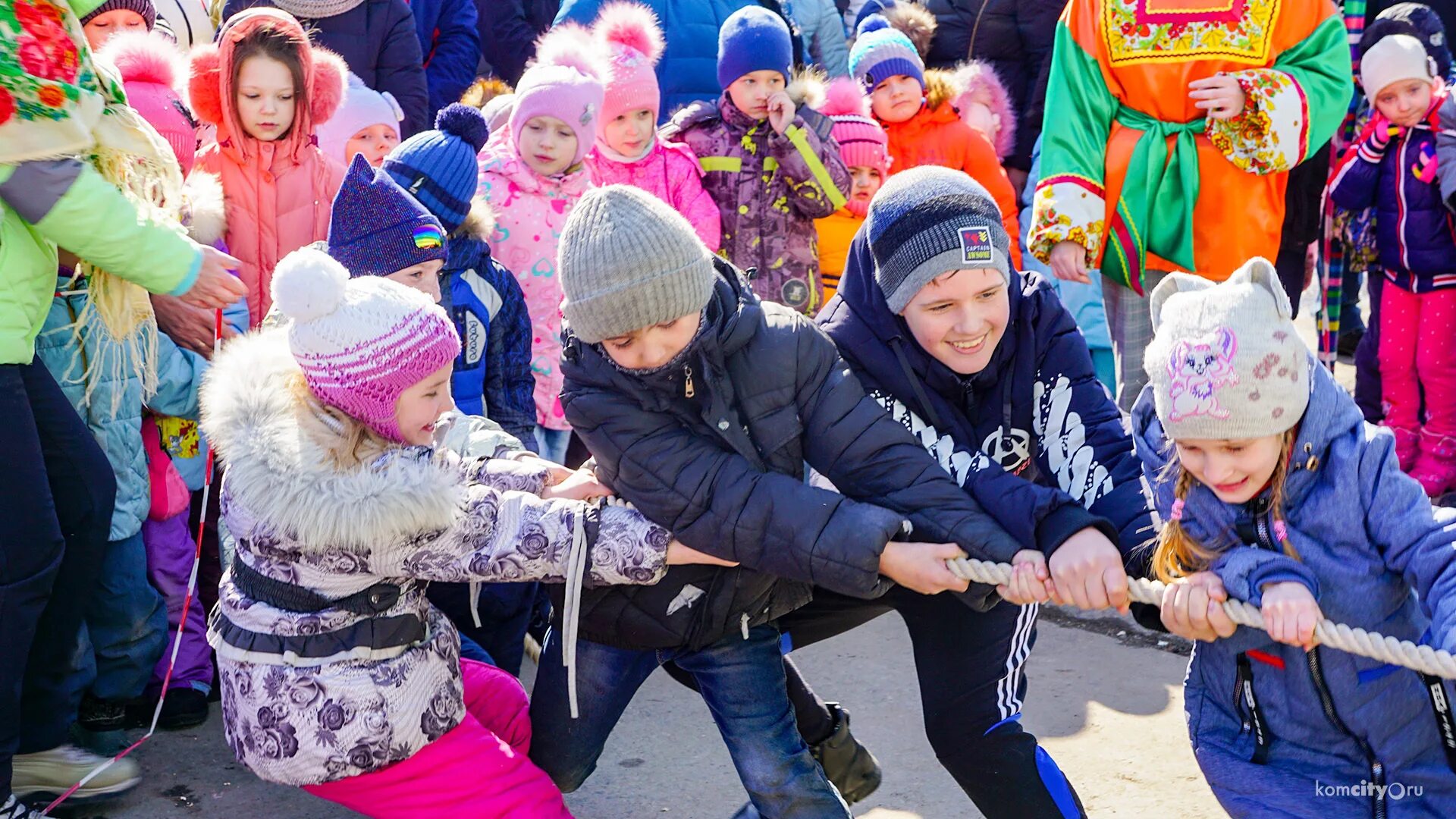 Масленица 2018. ДК Костино Масленица. Масленица на улице школа 2051. Реутов Масленица 2018. Масленица озерск 2024