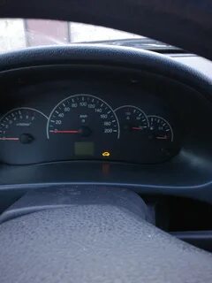 Приора не заводиться без газа