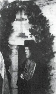 12 старцев