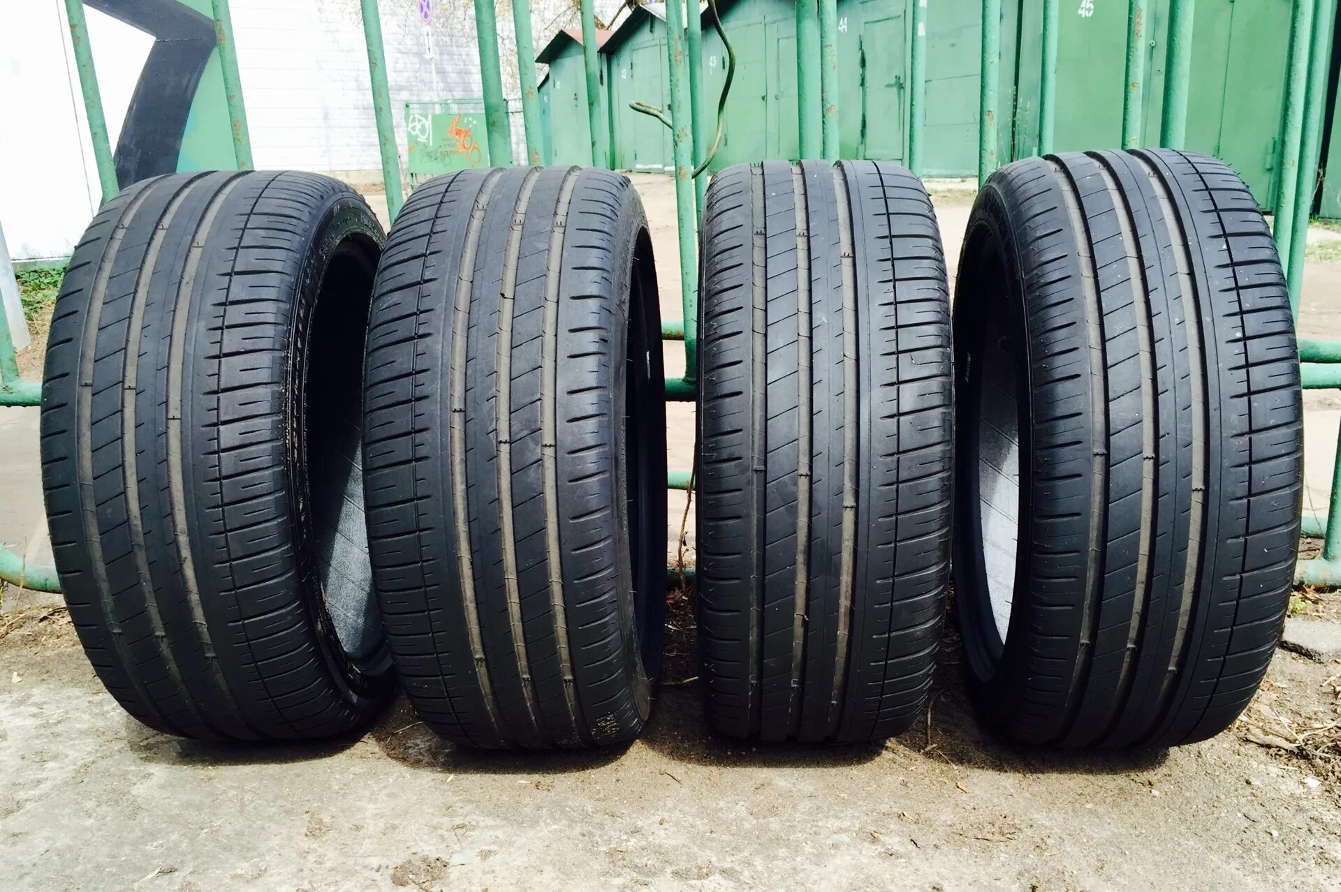 Michelin pilot sport 235 45 r18. 235/45 R18 Michelin. Мишелин 235/45/18 Pilot Sport-3. Michelin Pilot Sport 3.