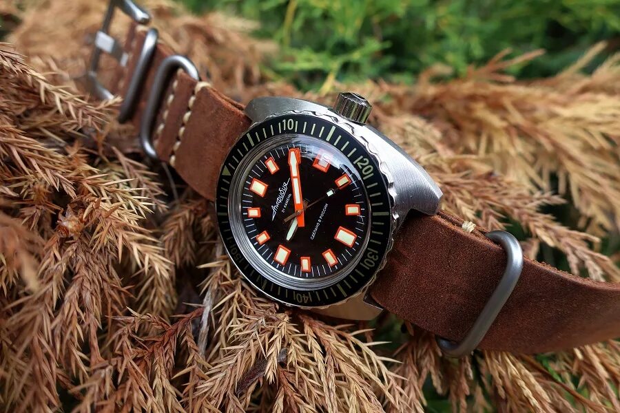 дым. пар дым. черный дым на белом фоне. дым текстура. узоры из дыма.