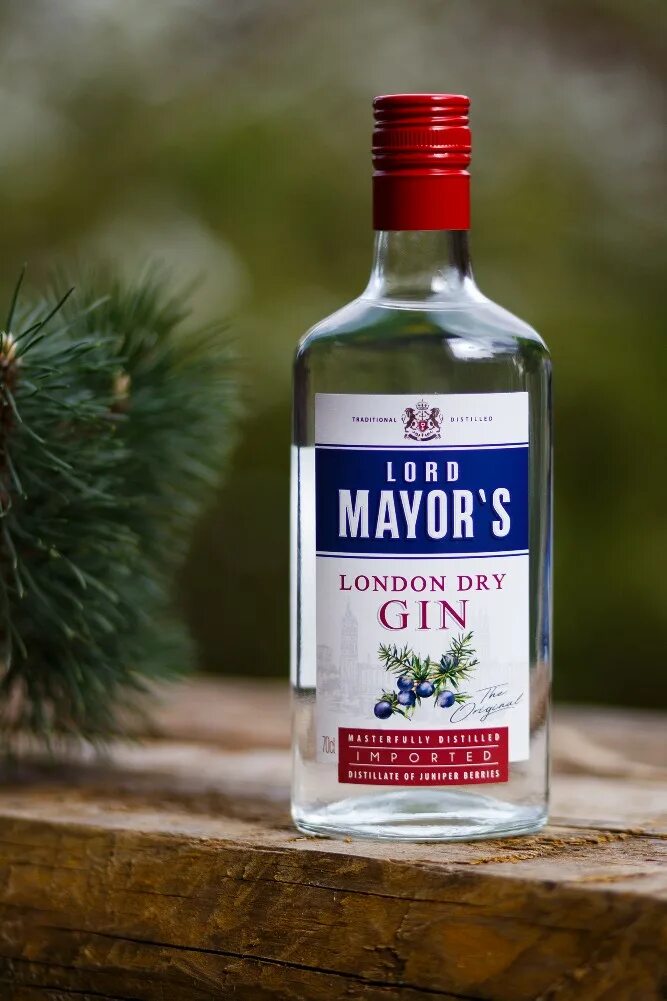 Dry gin отзывы. Джин Лондон Майерс драй. Джин London Dry Gin.