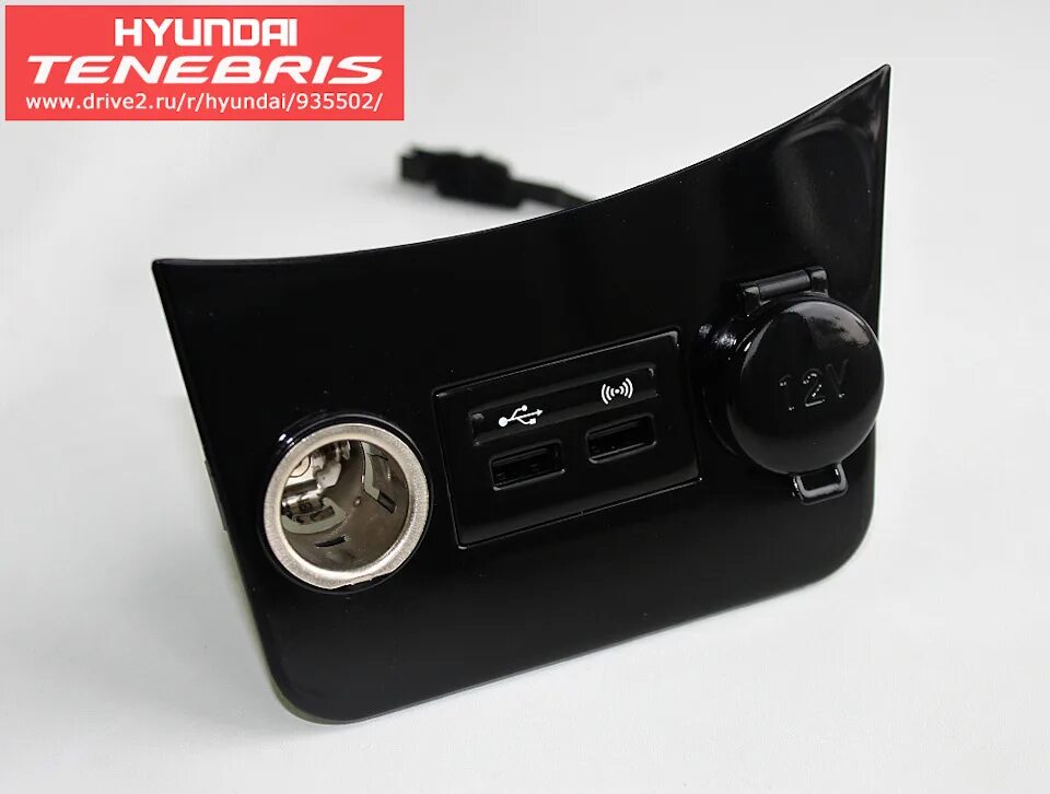 Usb solaris. Блок usb-aux hyundai. блок usb aux solaris. гнездо прикуривателя с aux hyundai solaris.