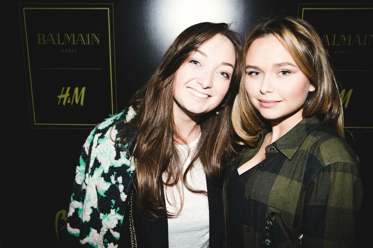 старшие дочери первом