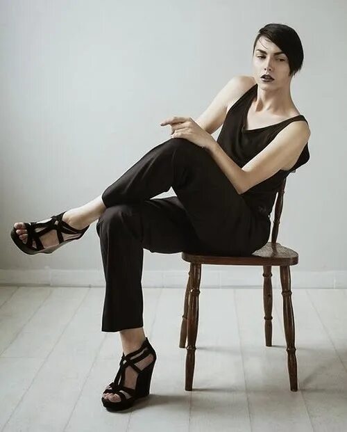 Саша ханин модель-андрогин. Aliana vamboo alex becker. Alex bekker. Александр беккер саратов. Саша беккер милана.