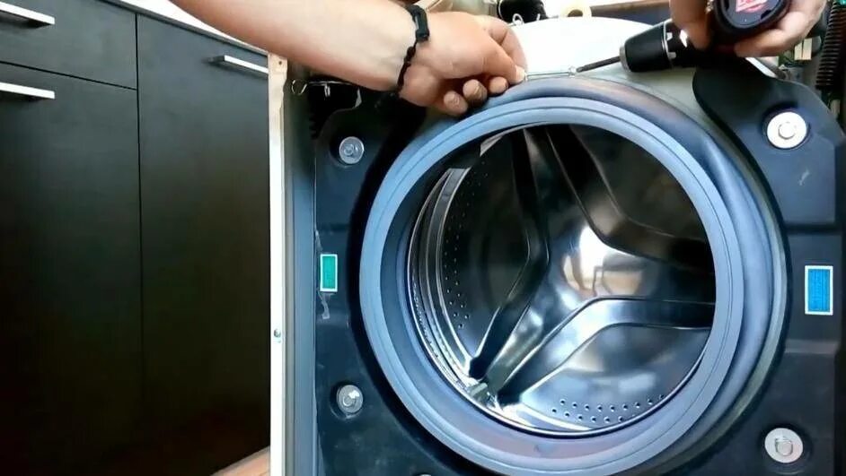Манжета барабана стиральной машины lg. Как заменить манжету люка стиральной машины. Резинка барабана стиральной машины индезит. Манжета барабана стиральной машины lg. Резинка на барабан стиральной машины самсунг.
