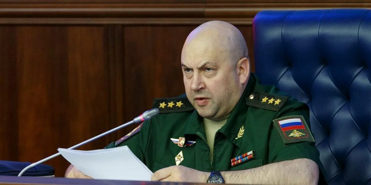 Командующий спецопераций. Командующий спецопераций