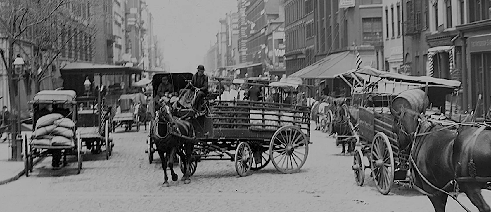 Исторический транспорт автомобили картинки. 20th Century History. History of transport. China`s City at the beginning of the 20th Century.