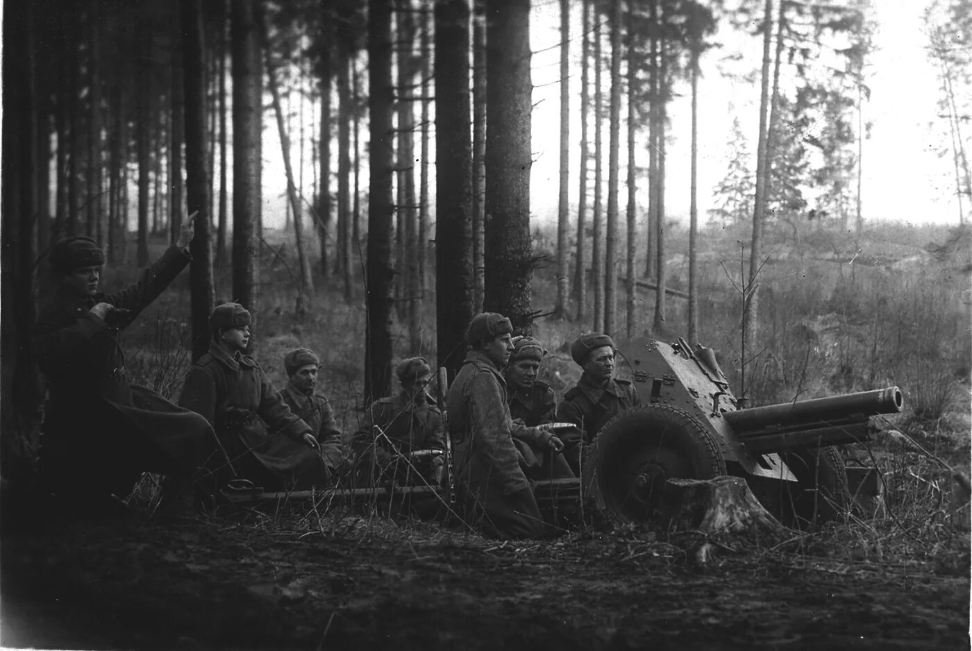 Подбитый самолет ил2. Вов номер 2. Ис-2 берлин. Пулемет дшк на танке ис-2. Орден отечественной войны 1942.