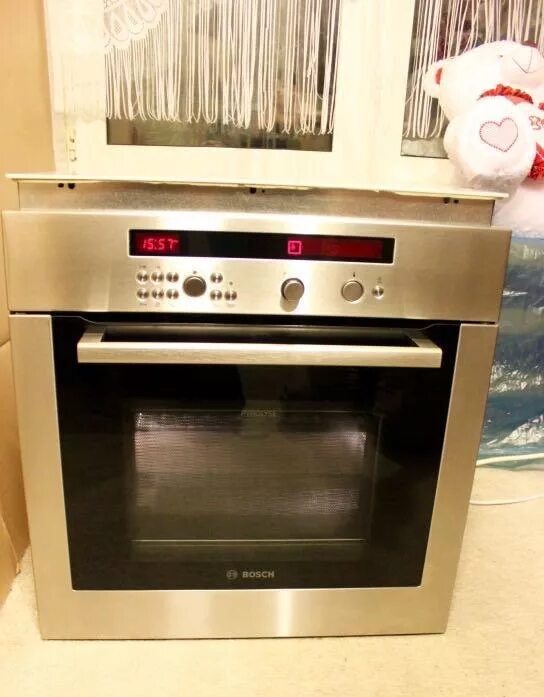 Духовой шкаф bosch hbc 84k553. Духовка с свч встраиваемая bosch. Свч черный бош. Духовой шкаф бош hbc 84k563 инвертор. Духовой шкаф bosch hbg634bb1.
