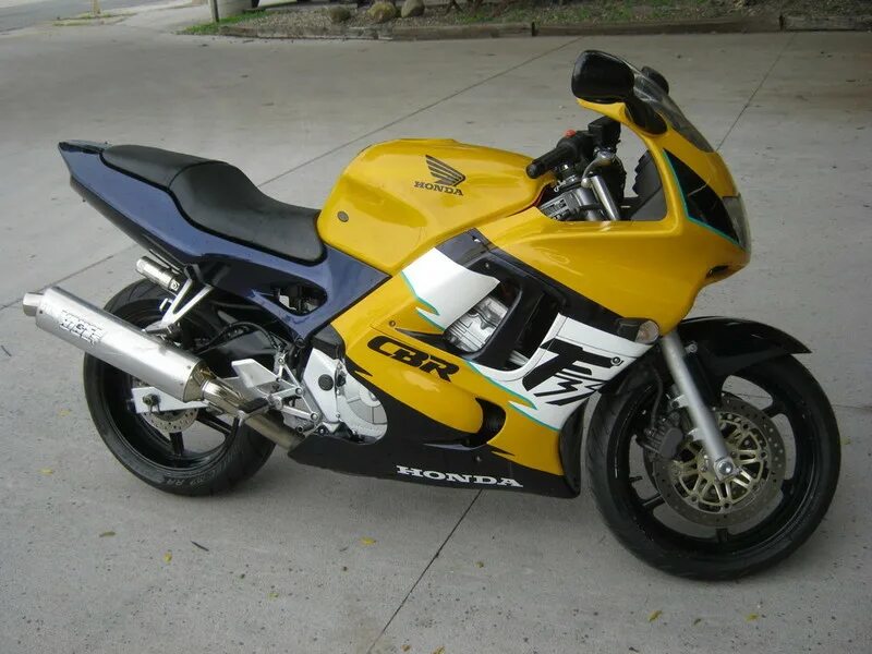 Honda cbr600f black. Honda cbr 600 f3. Honda cbr 600 f3 1997. Honda cbr 600 f 1998. Honda cbr 600 f3 repsol.