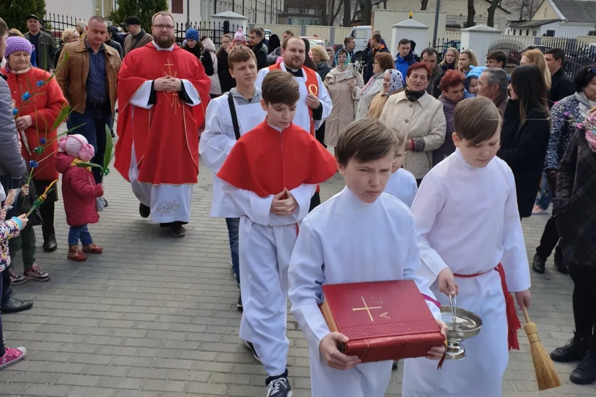 Католик бай прямая трансляция. Католик бай прямая трансляция. Католик бай прямая трансляция. Католик бай прямая трансляция. Белорусская католическая епархия.