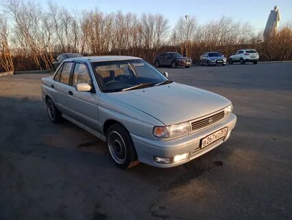 Nissan 1992