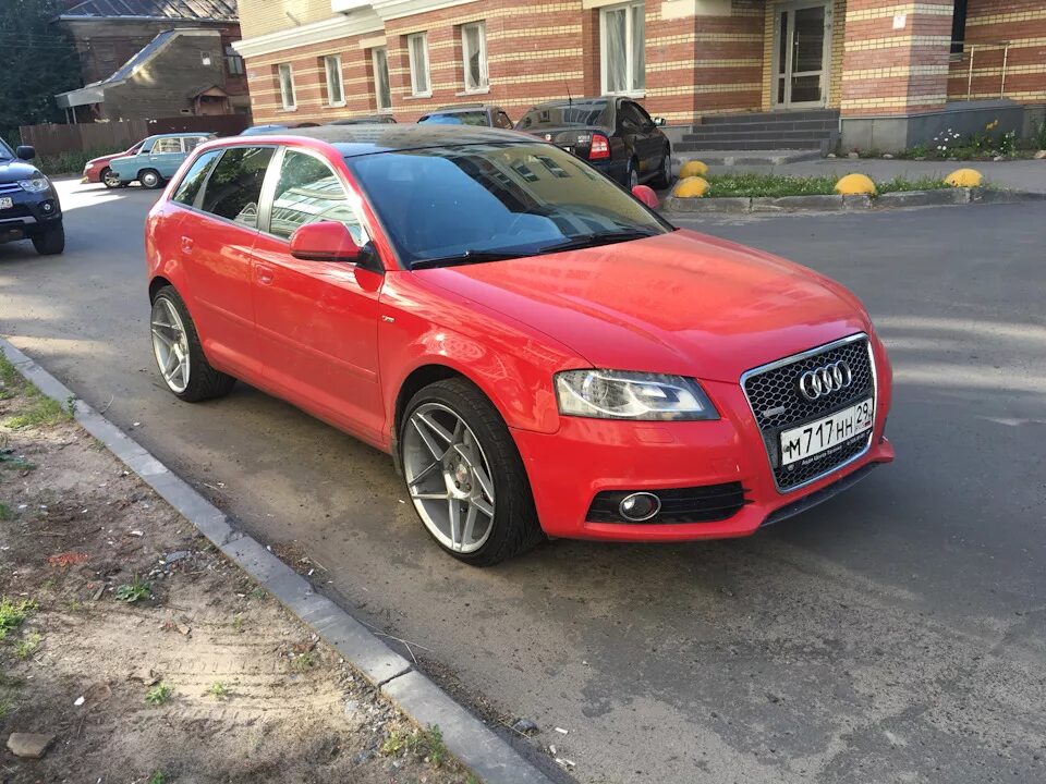 8.563 2009 статус. Audi a3 8p r19. Audi a4 3.2 2009. Ауди а3 2009 года. Disk Audi a3 8p.