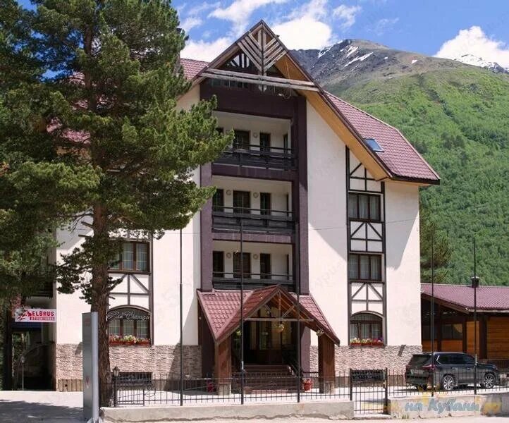 Теберда чегет приэльбрусье. Чегет теберда. Пансионат эдельвейс приэльбрусье. Снежный барс гостиница чегет. Альпина азау приэльбрусье.
