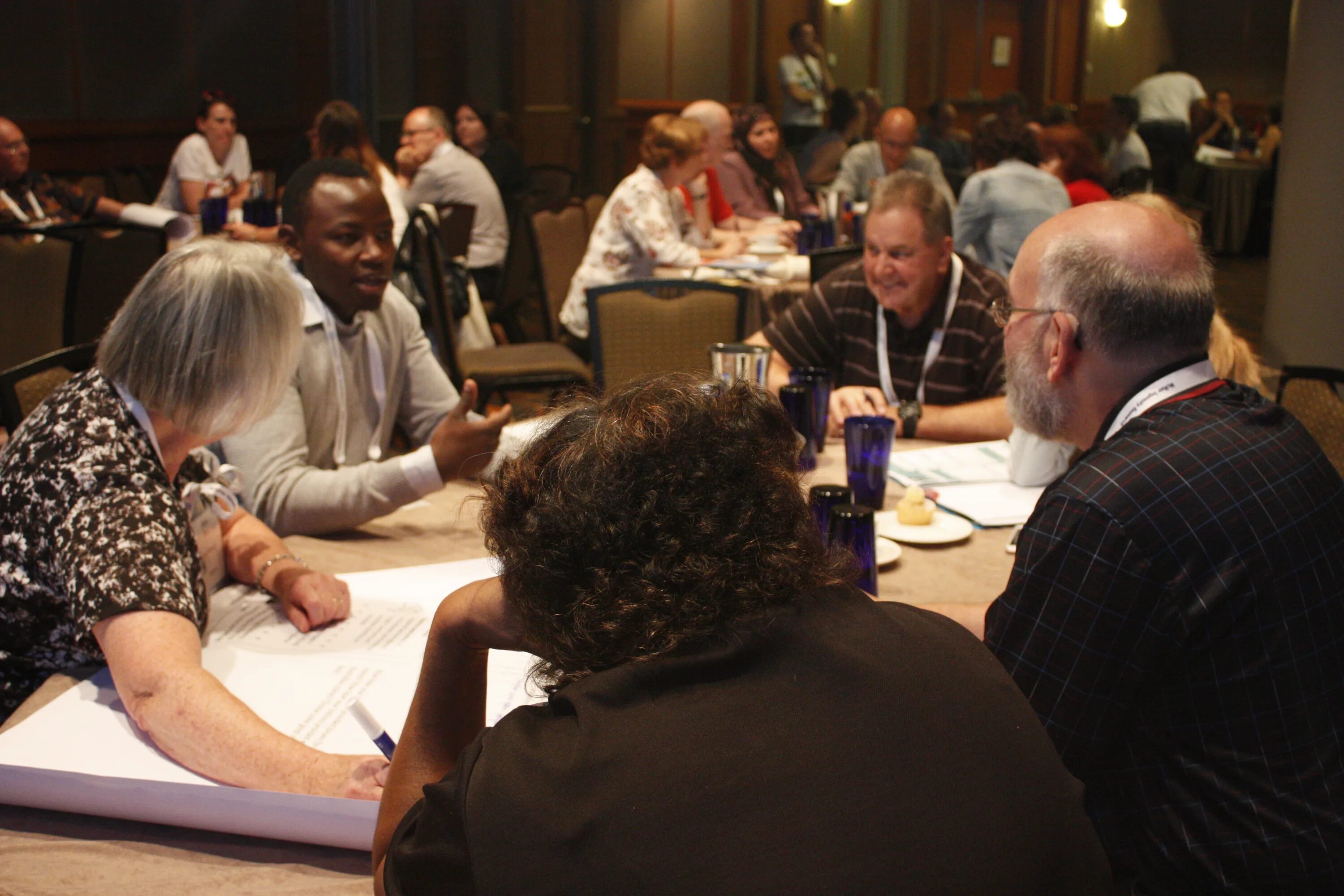 Workshop conference. Семинар. Лектор выступает перед аудиторией. Workshop conference. Воркшоп.