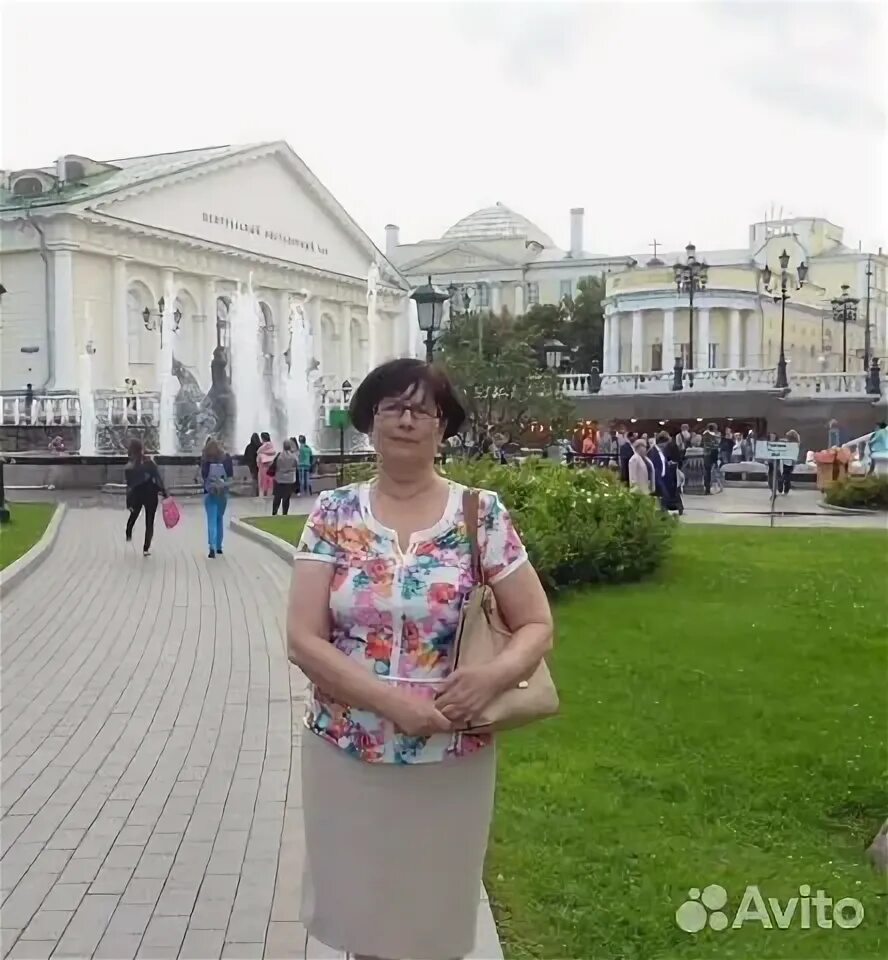 Няня частичная. Женщина дети с няней. Домашние кадры с малышом профессиональная. Няня. Няня частичная.