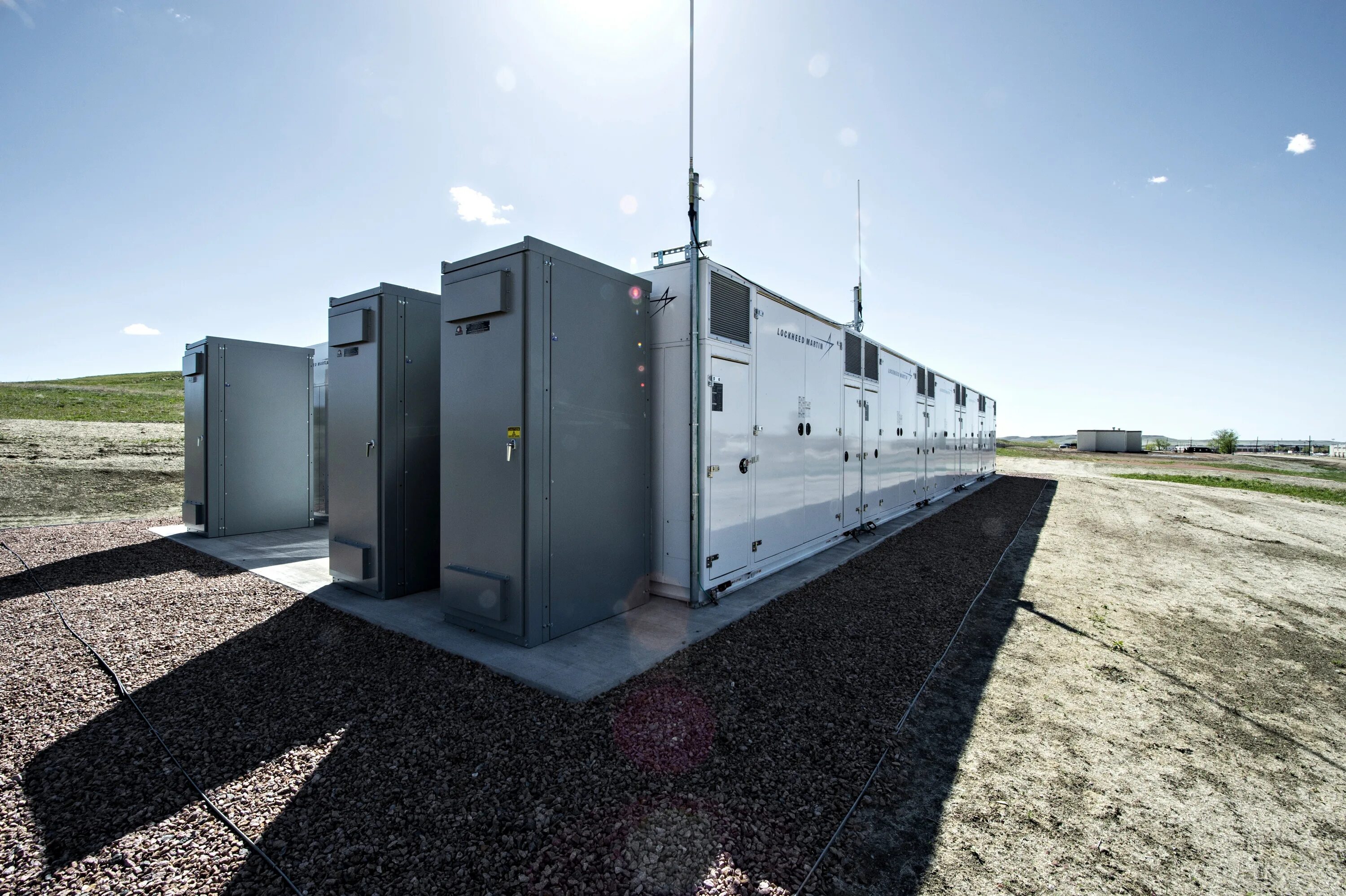 Storage batteries. Battery Energy Storage Systems. Solar Battery Storage. Накопитель энергии. Стационарный накопитель энергии.