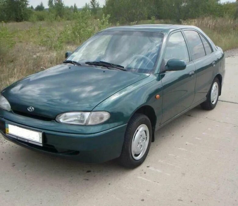 Ремонт hyundai accent. Hyundai Accent 1.5 МТ, 1995,. Хендай акцент 1997. Хендай акцент 1997 года. Акцент Хендай 1994г.