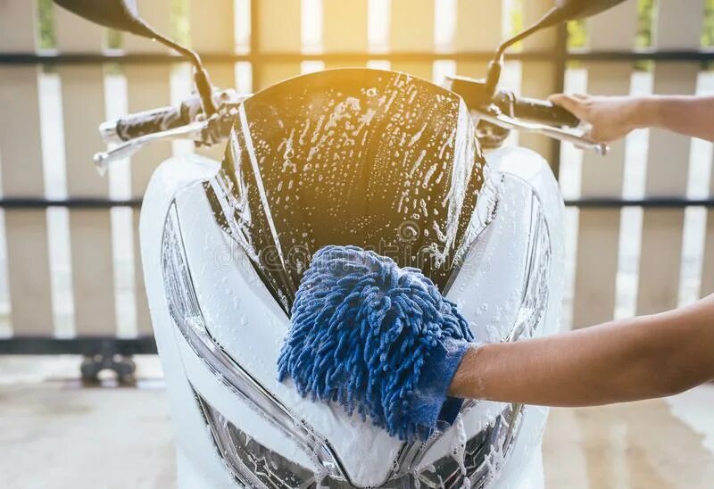 Moto washing. Car washing Foam. Моет мотоцикл. Мойка рук на 3 человека.