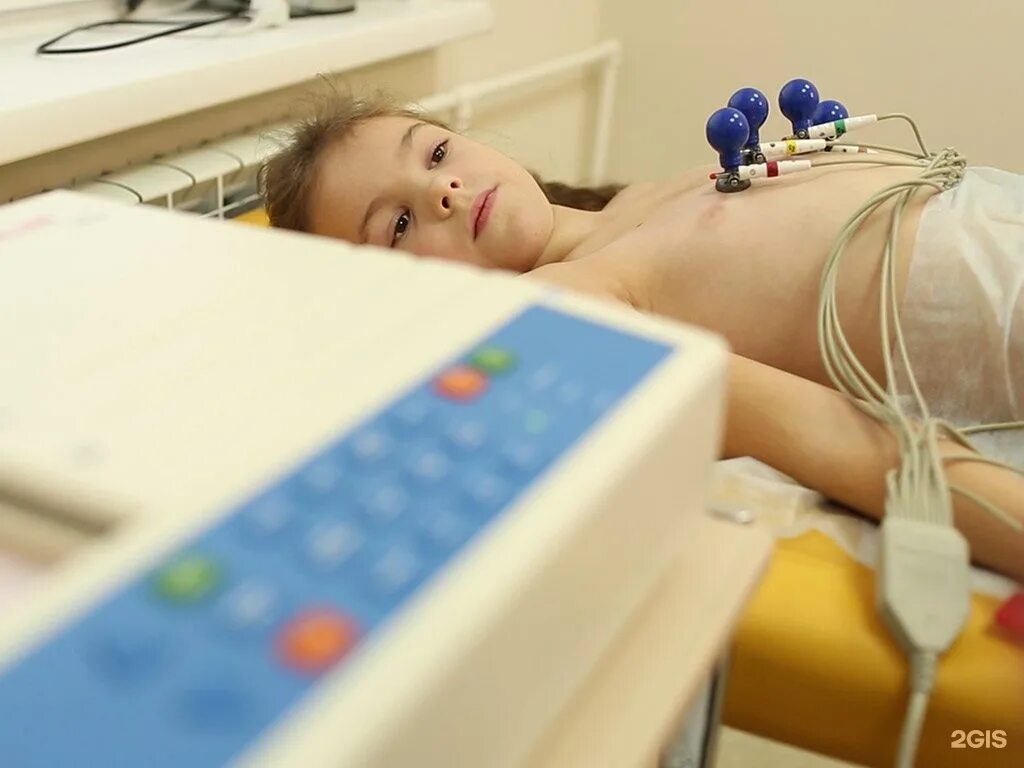 Экг ребенку 7 лет. Детский электрокардиограф. Электрокардиография детей.