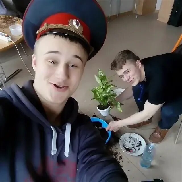 Люди на сайте "Пруд.Рыба со своего огорода.