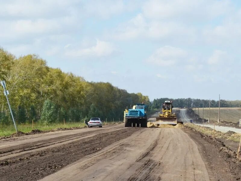 Работа алтайский край женщине. Реконструкция дороги. Транспорт Алтайского края. Дорога Целинное Троицкое 2023. Добрянский район ремонт дорог 2022г.