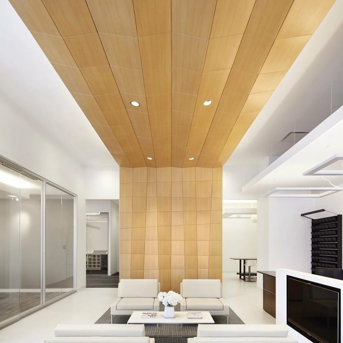 оригинальный потолок. потолок обшитый материалом. отделка потолков в частном доме. кессонный потолок армстронг. потолок обшитый материалом.