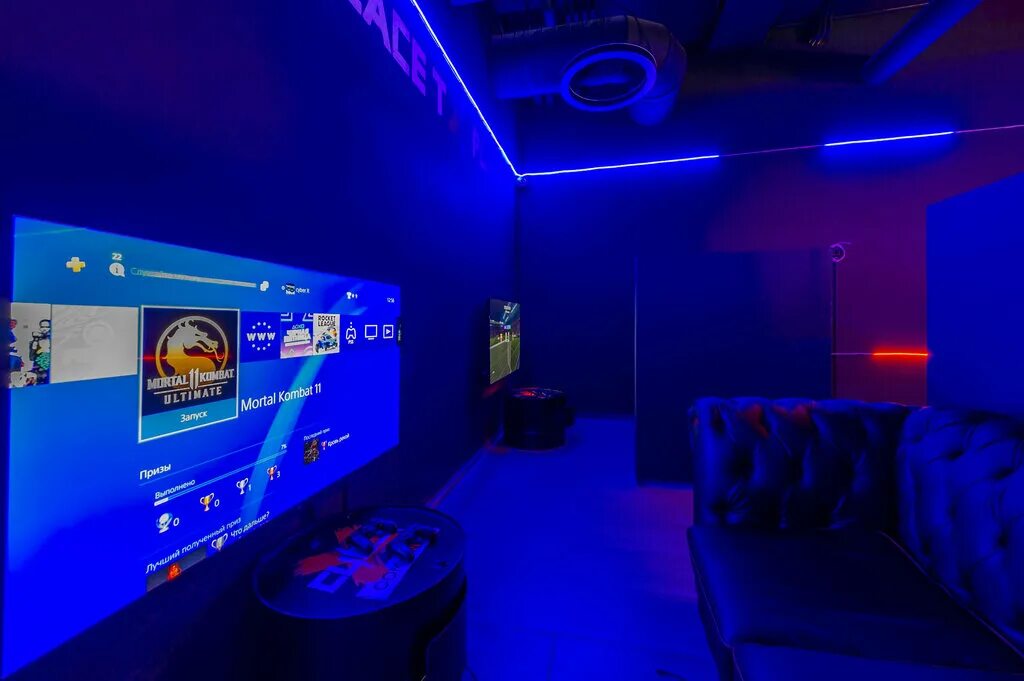 фото мужчин с игр. киберхаб ленина. кибер хабаровск. достижение фанат киберспорта.