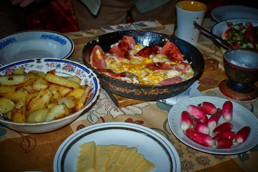 Блюда с курицей и картошкой. Вкусная домашняя еда. По домашнему во вторых. Мясо в горшочках в духовке. По домашнему во вторых.