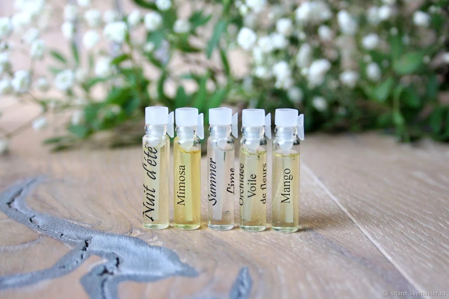 Маленькие пробники духов. Пробники духов. Маленькие пробники духов. 2ml флакон. Маленькие пробники духов.