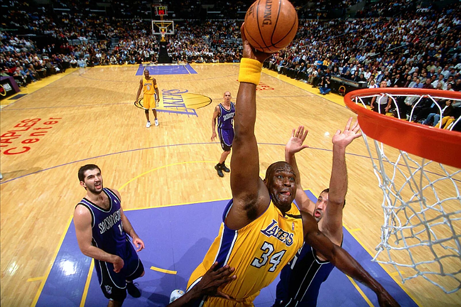 Нилу моменты. Shaquille o'Neal.