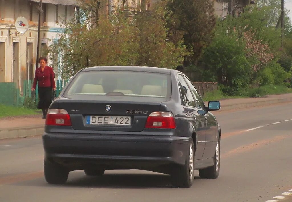 Литва номера автомобилей. Автомобильные номера Литвы. Автономера Литвы. Номера машин в Литве. Литовские автомобильные номера.