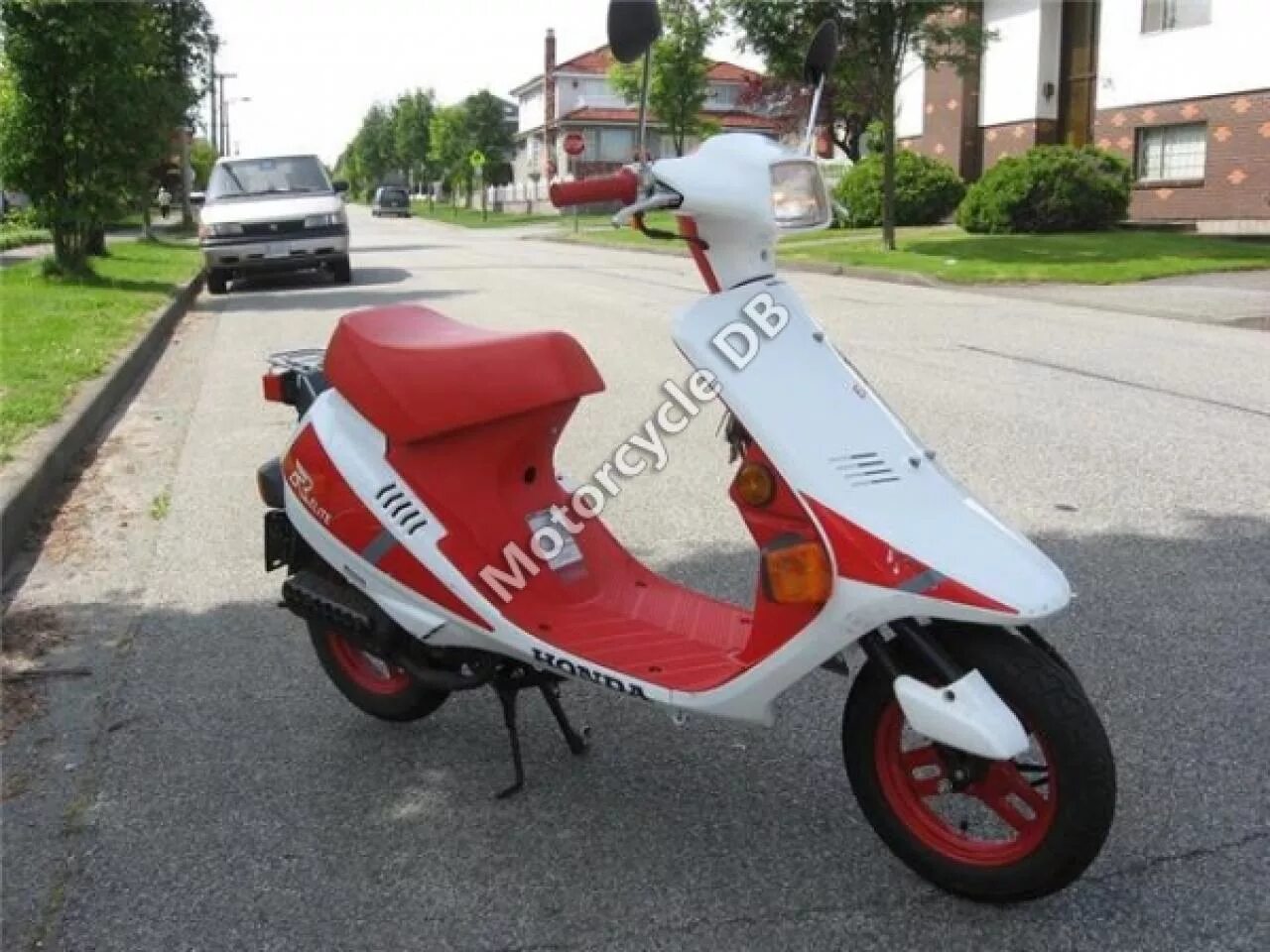 Honda sa50. Мопед Honda Elite. Скутер Honda se50m. Honda 50. Скутер хонда 2т