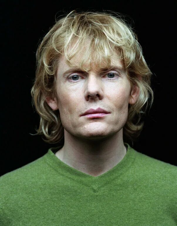 Julian rhind tutt. джулиан райнд татт. джулиан райнд. джулиан райнд татт. райнд грентхем.