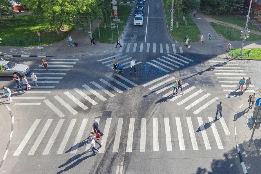 Диагональный пешеходный. Пешеходный переход. Пешеходный перекресток. Перекресток по диагонали.