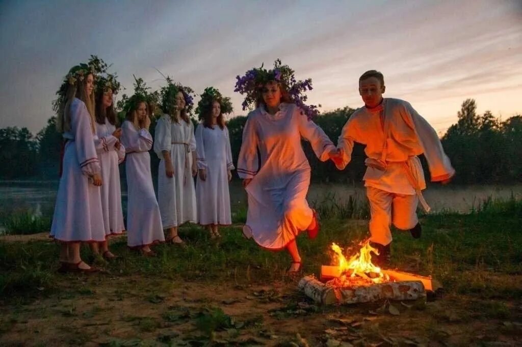 Праздник восточных славян Ивана Купала. Праздник славянской культуры «Ивана Купалы". Светлояр праздник Ивана Купала 2023. Ритуалы солнцестояния